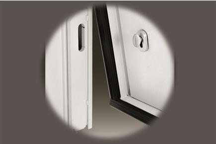 The locks of the overhead and pedestrian door are always activated by a remote control; in case of power failure the easy release is through cylinder and/or pull